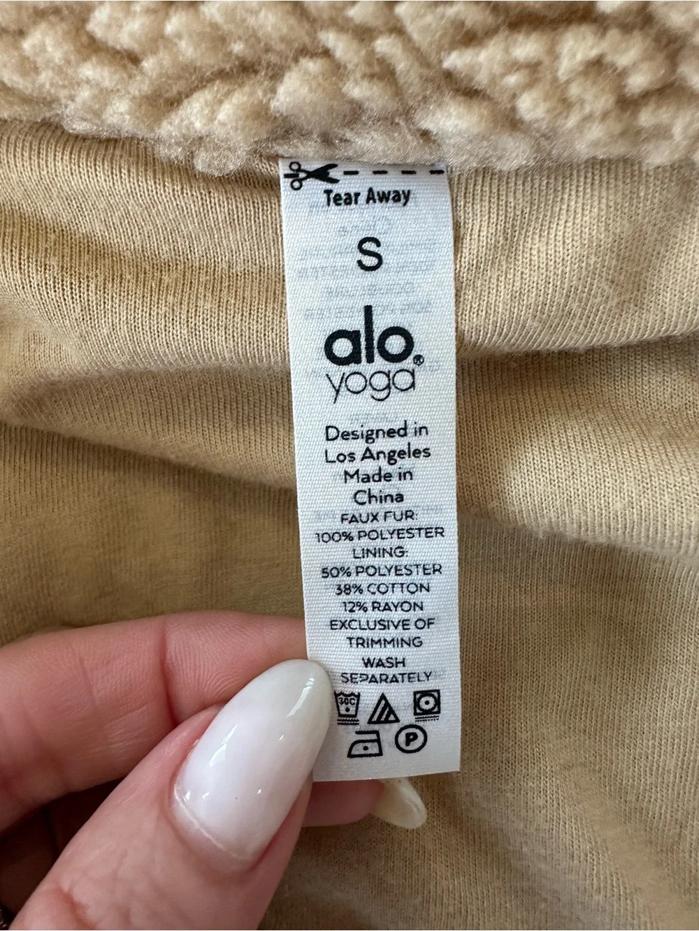 Alo Yoga Foxy Sherpa Jacket in Camel